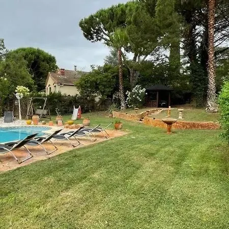 La Gloriette Villa *